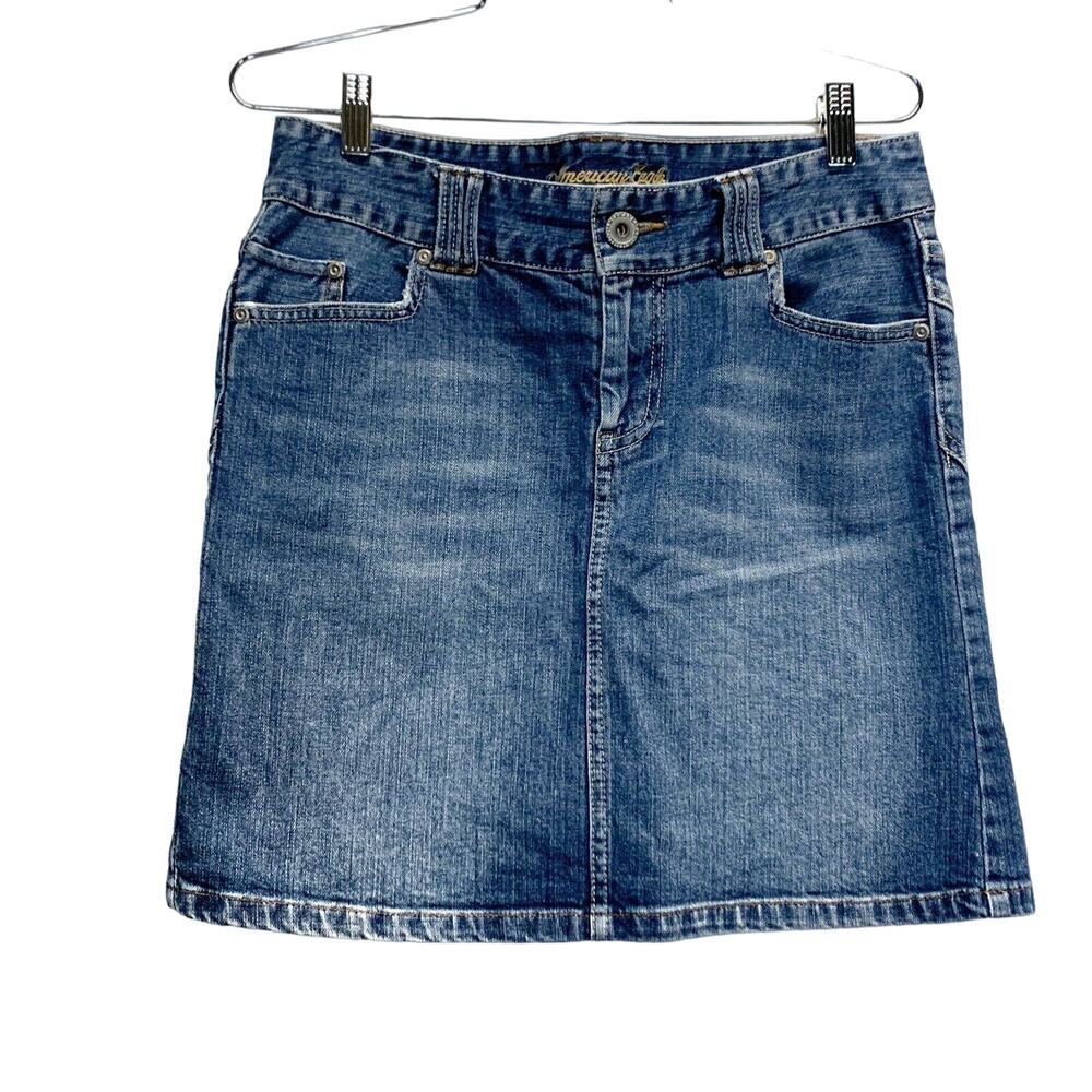 American Eagle high waisted Denim Jean mini Skirt sz 4 distressed Fitted
